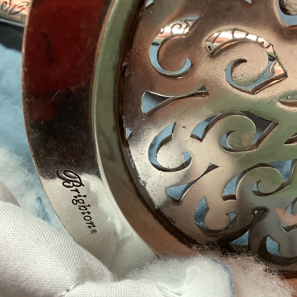 Brighton Silver Heart Jewelry Stand - Picture 6 of 11